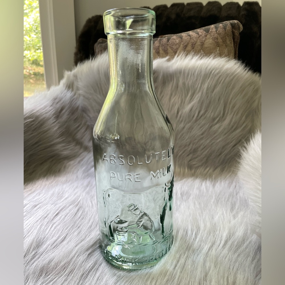 Vintage 1 quart Glass Milk Bottle